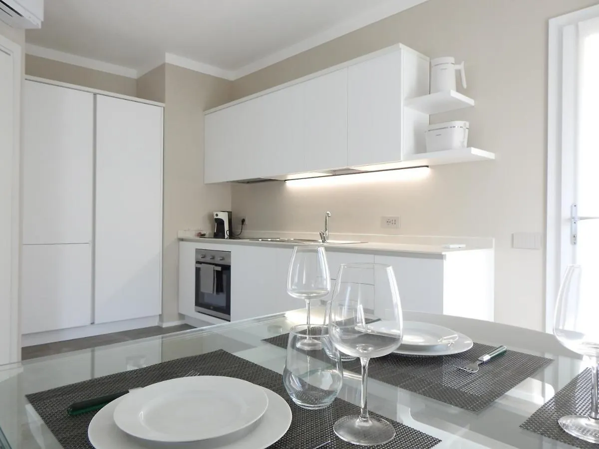 Antica Cascina - Corgeno Villa 0*,  Italy